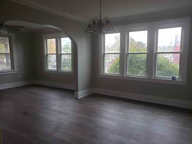 Foto del edificio - 3442 N Prospect Rd