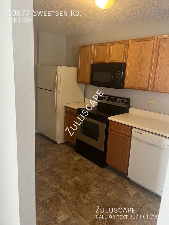 Building Photo - 10877 Sweetsen Rd