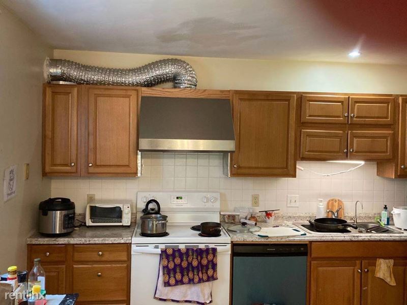 Foto principal - 920 Southgate Dr