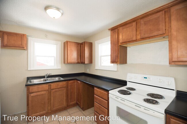 Building Photo - 3 br, 2.5 bath House - 338 N 16th