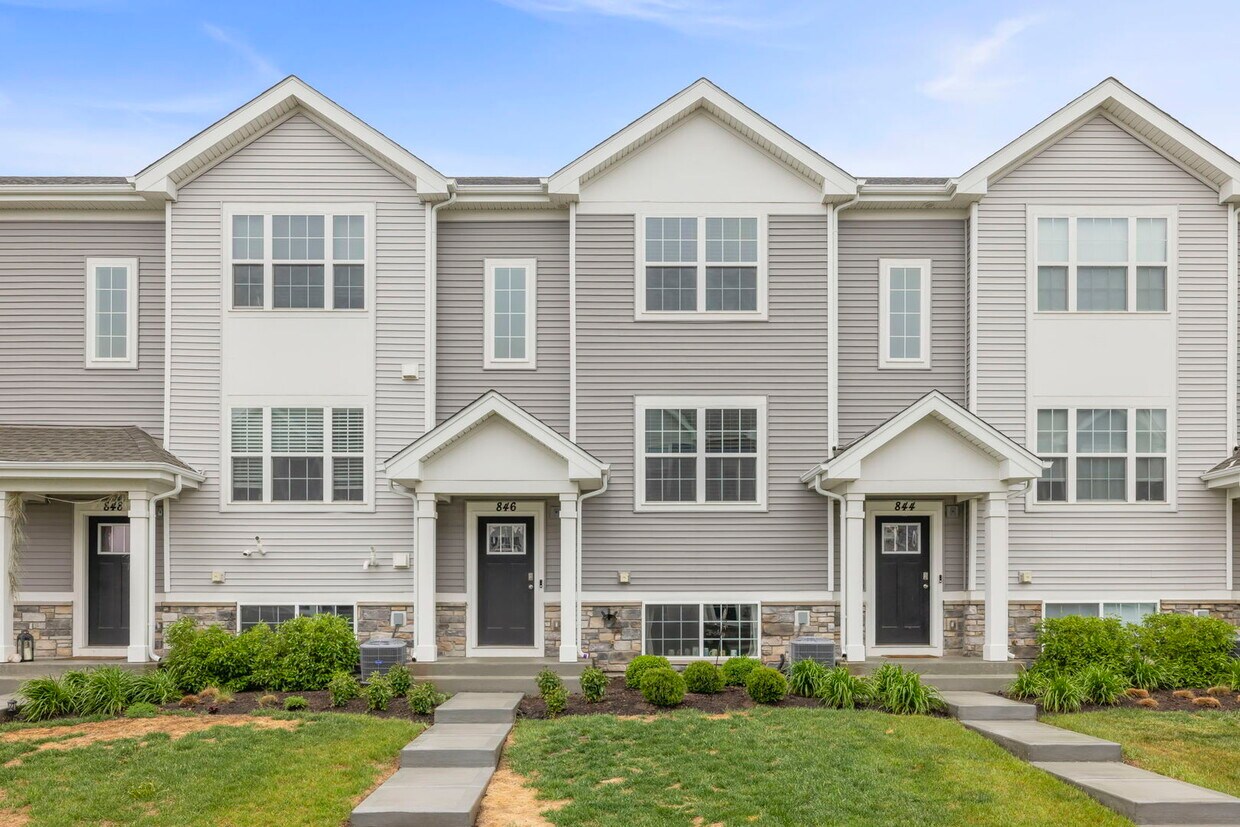 Foto principal - 846 Briar Gln Ct