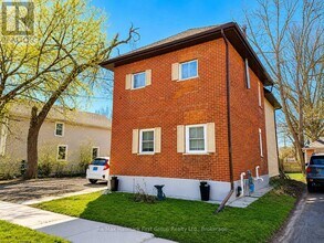Building Photo - 509 Parnell St