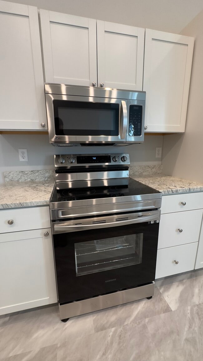 Building Photo - Downtown Rental Units