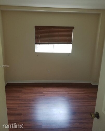 Foto del edificio - 853 SW 2nd St