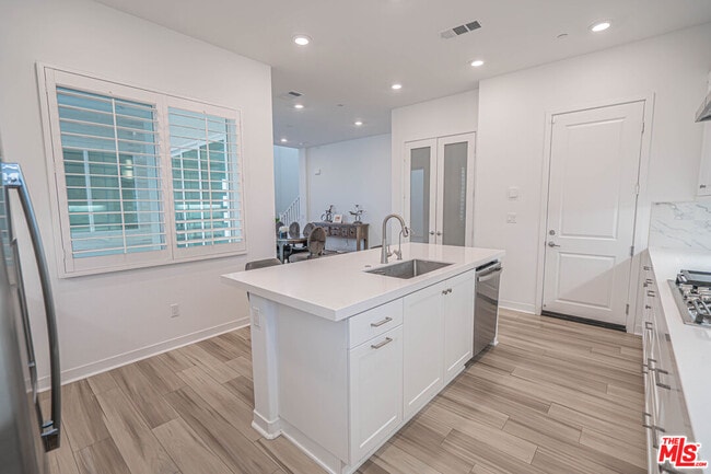 Building Photo - 27081 Amber Sky Wy