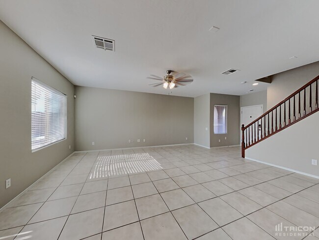 Building Photo - 6867 Pipil St