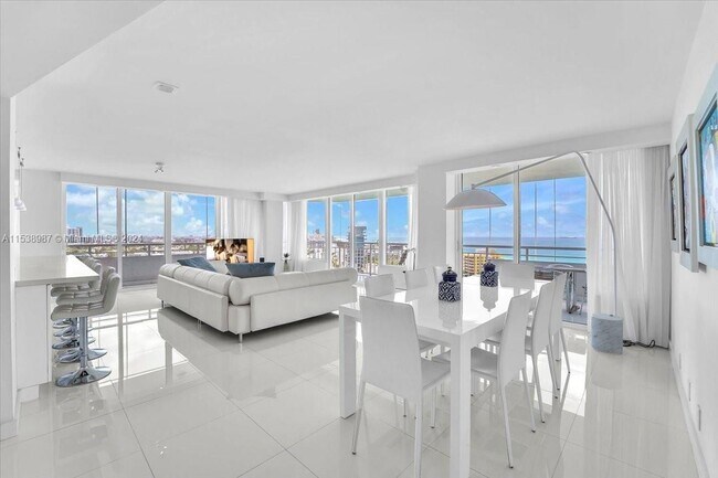 Foto del edificio - 400 South Pointe Dr