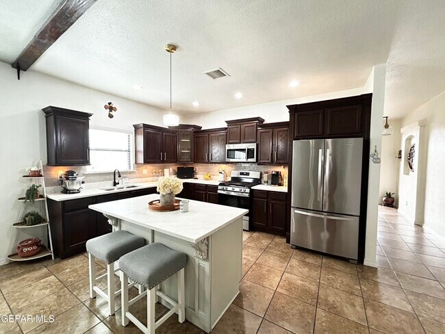 Foto del edificio - 3108 Rustic River Pl