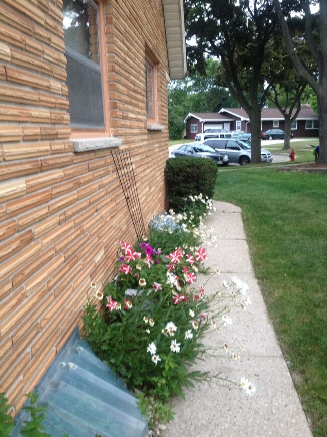 Foto del edificio - 4722 N 85th Ct