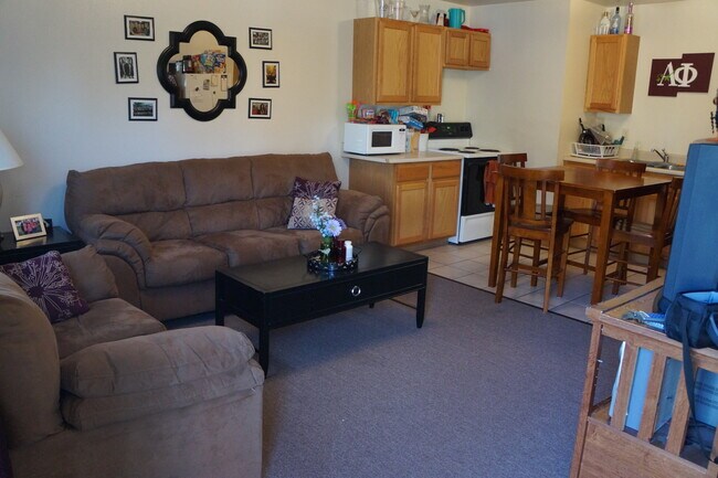 Living room - 2211 Walnut St