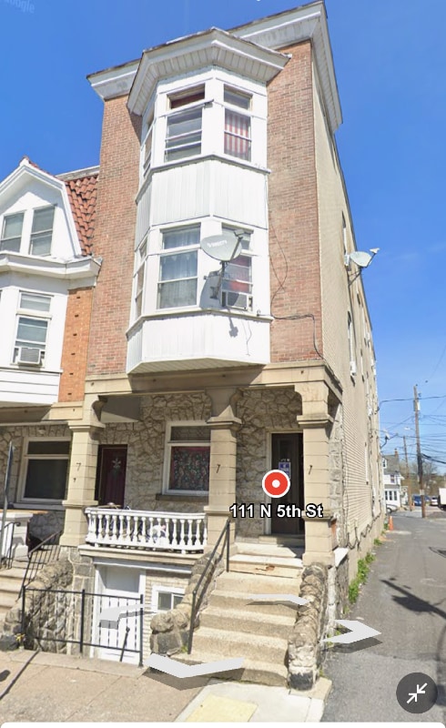 Primary Photo - 111 N 5th St
