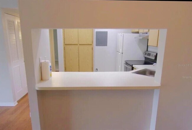 Foto del edificio - 1344 Pine Ridge Cir E