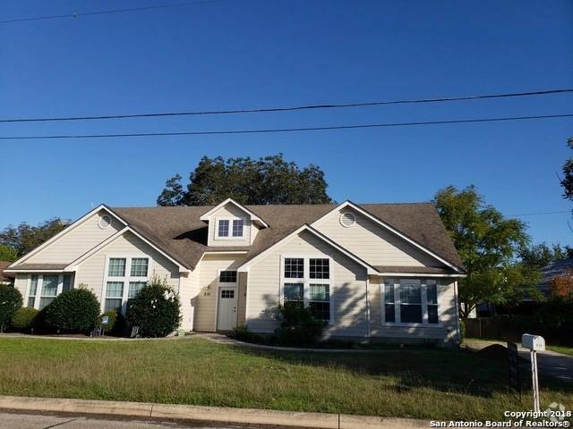 Building Photo - 618 E Theissen St