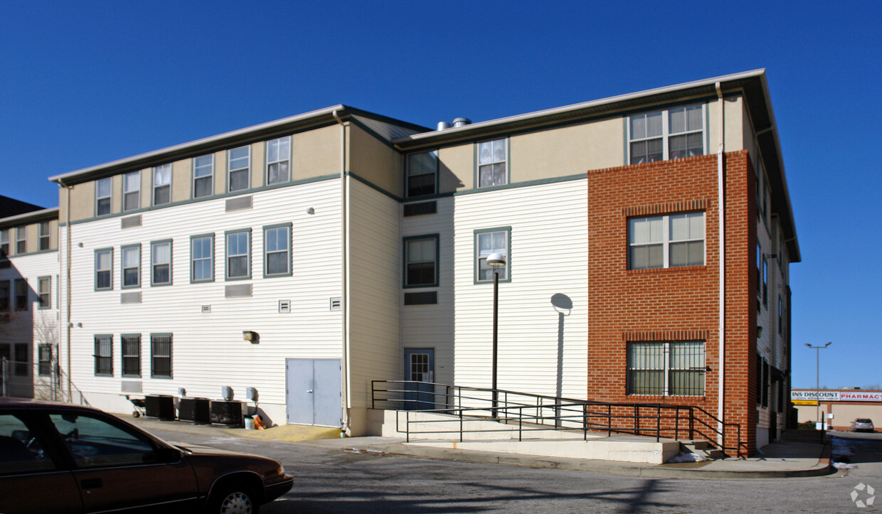 Building Photo - Irvington Place