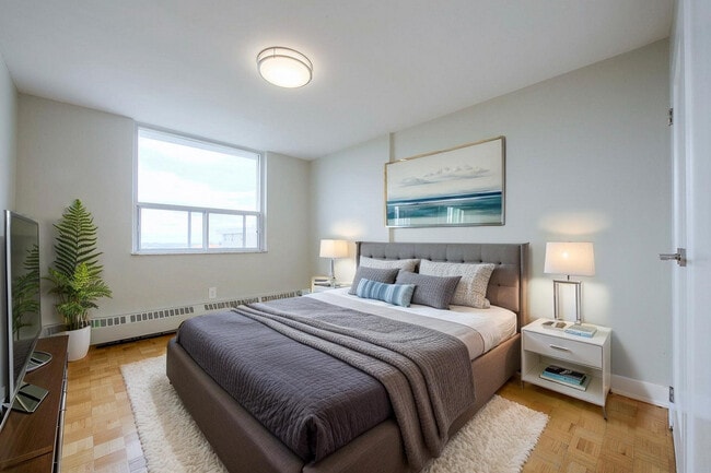 Building Photo - Queen Margaret I