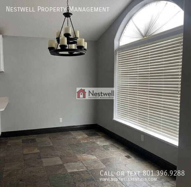 Building Photo - 1383 S Slate Canyon Dr