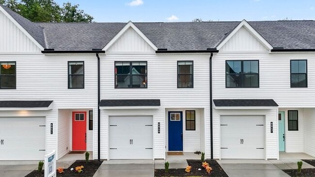 South Knoxville Brand New Construction uni... - South Knoxville Brand New Construction uni... House