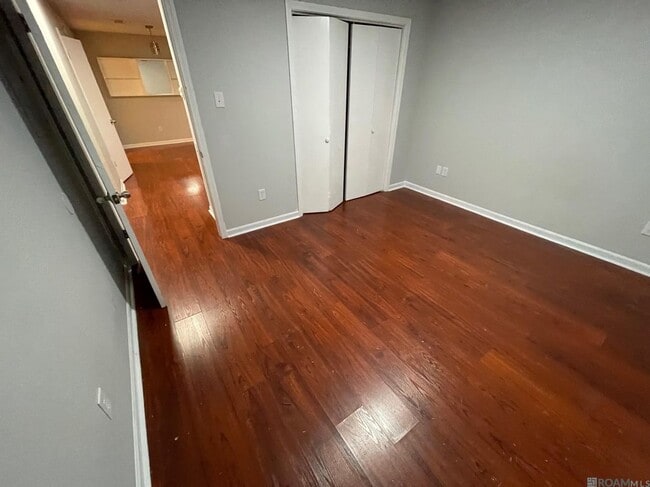 Foto del edificio - 5124 Brightside View Dr