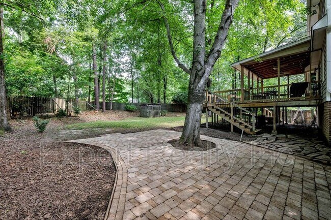 Building Photo - 5501 Heath Row Dr