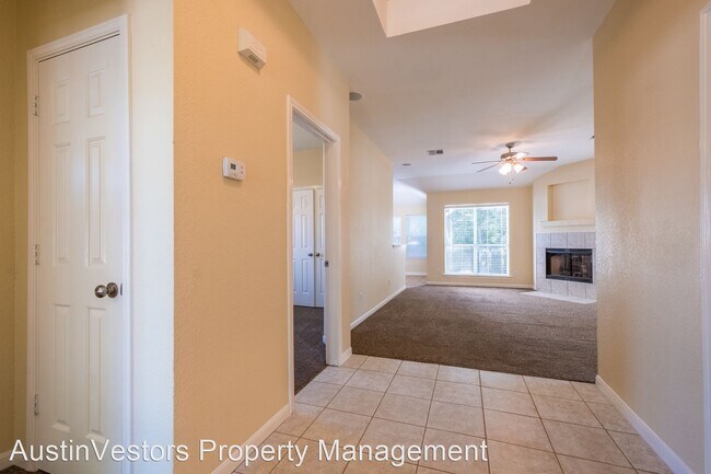 Building Photo - 3 br, 2 bath House - 125 Rosemary Cv