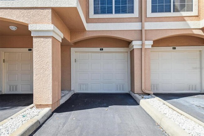 Building Photo - 1208 Bay Club Cir