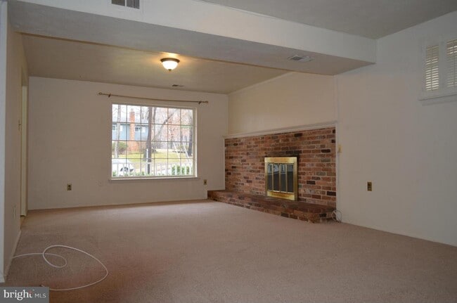 Building Photo - 4616 Twinbrook Rd