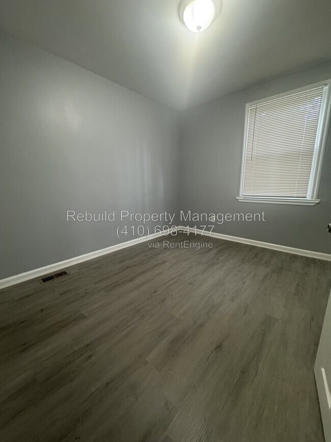 Foto del edificio - 5634 Midwood Ave
