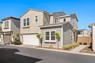 Building Photo - 2457 Remus Ln
