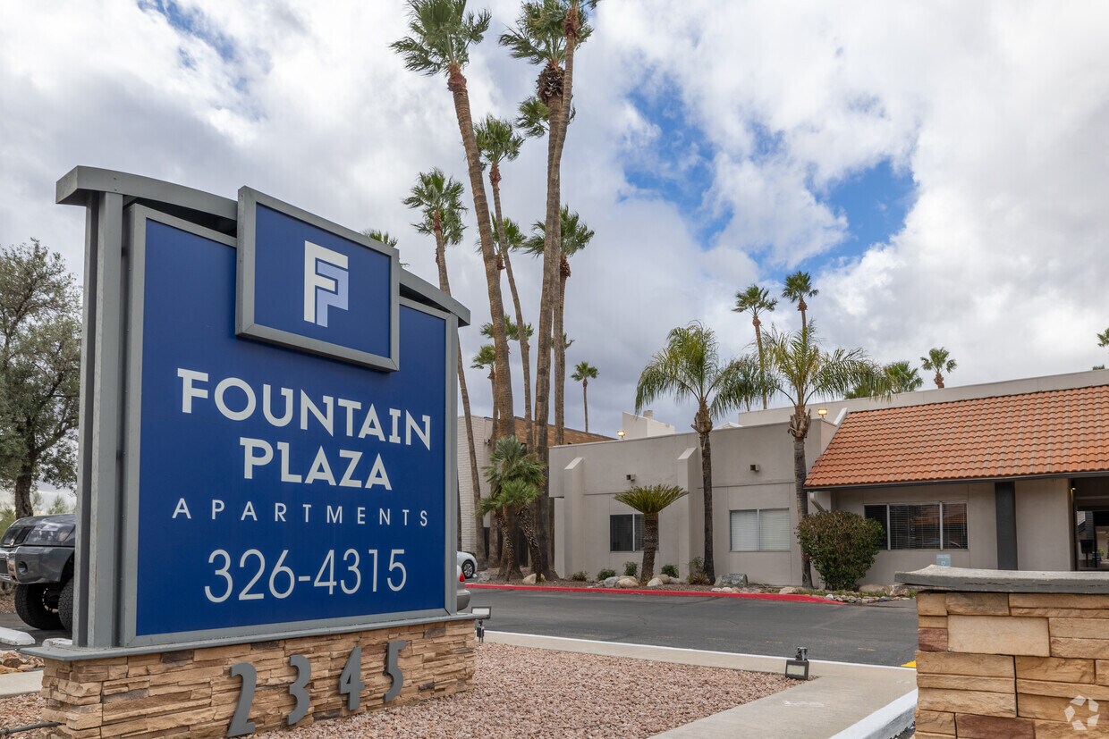 Fountain Plaza Apartments in Tucson, AZ
