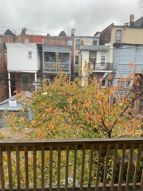 Back Porch - 2919 Saint Paul St