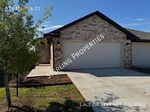 Building Photo - 634 Marlin Ct