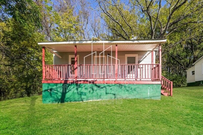 Photo - 2015 Row St House