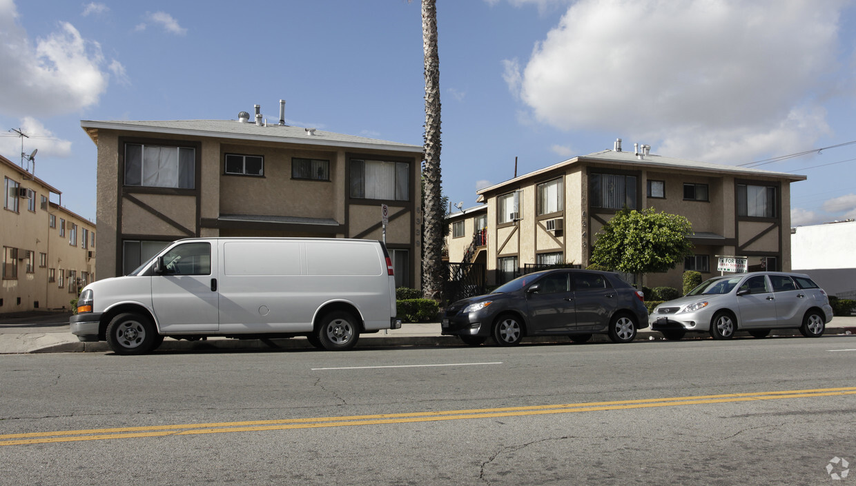 6339 - 6343 Coldwater Canyon - 6339-6343 Coldwater Canyon Ave