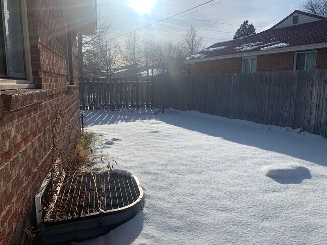 Foto del edificio - 680 Lincoln Dr