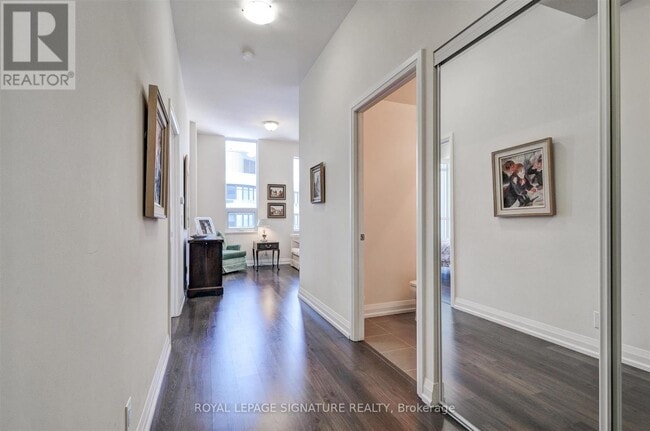 Building Photo - 85-1185 The Donway W