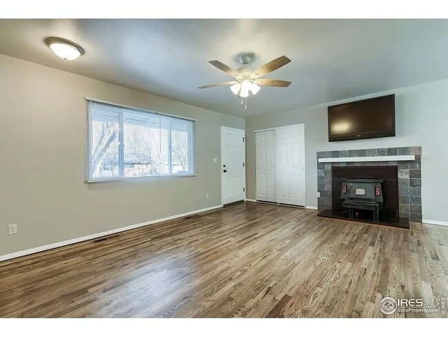 Building Photo - 3210 W 12th Street Rd