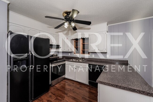Foto del edificio - Bright Open Floorplan -- One Month of Free...