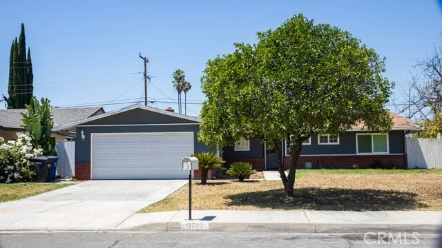 Building Photo - 10740 Coloma St