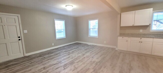 Foto del edificio - 2404 Williams Ave