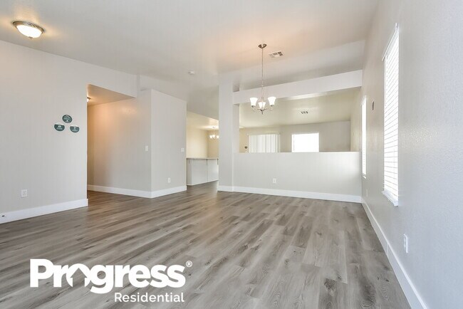 Foto del edificio - 3015 W Hammer Ln