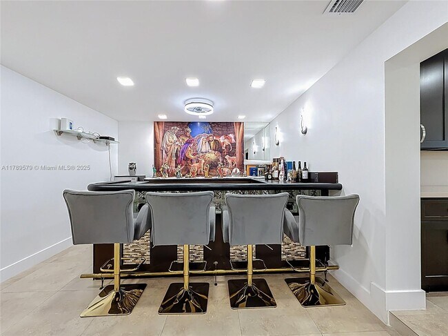 Foto del edificio - 4226 Taylor St