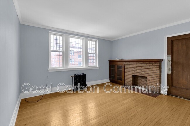 Foto del edificio - 8 E Depew Ave