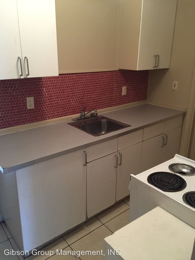 Foto del edificio - 1619 NW 6th Pl