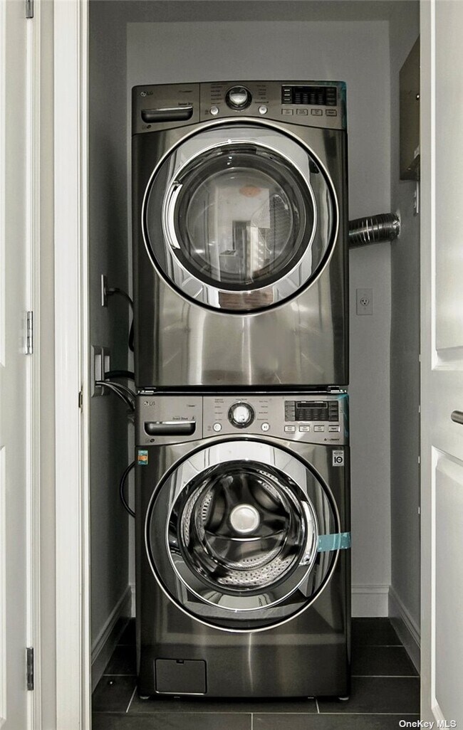 Foto del edificio - 21 Lumber Rd