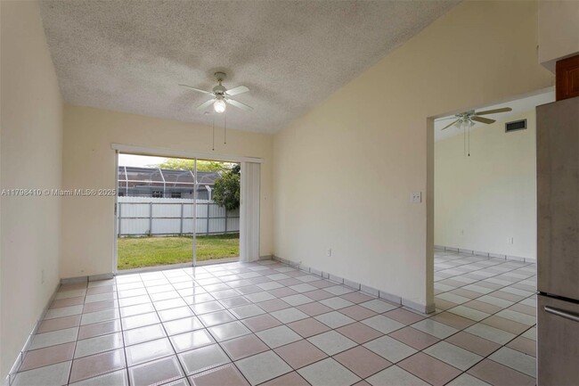 Building Photo - 10975 SW 158th Terrace