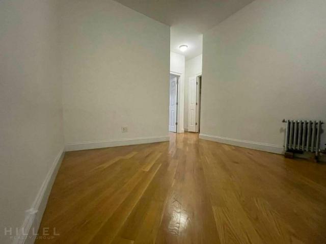 Building Photo - 1 bedroom in ASTORIA NY 11105