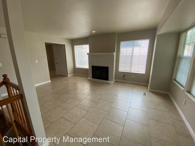 Foto del edificio - 3 br, 2 bath House - 63 S 100 W