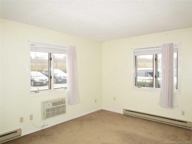 Building Photo - 119 Kinney St