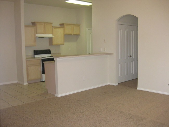 Foto del edificio - 5606 Homestead Rd