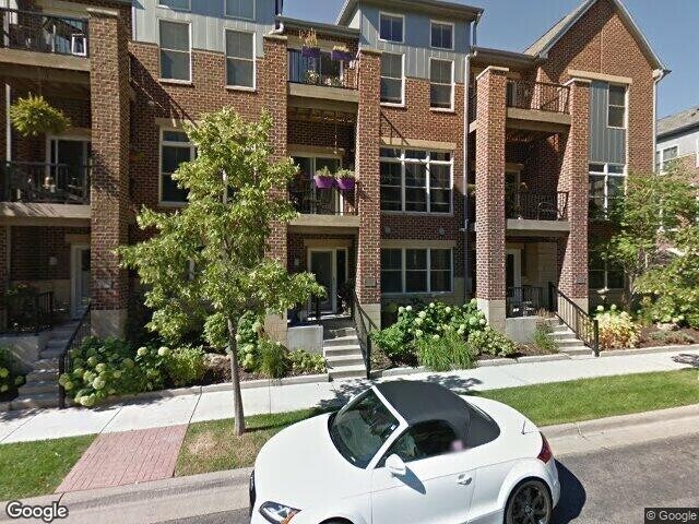 Foto principal - 2 Bedroom, 4 Bath Townhouse in a Great River Front Location! Available 11/4.